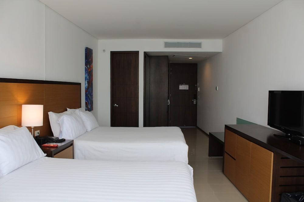 Estelar Alto Prado Barranquilla  Exterior photo A room at the hotel