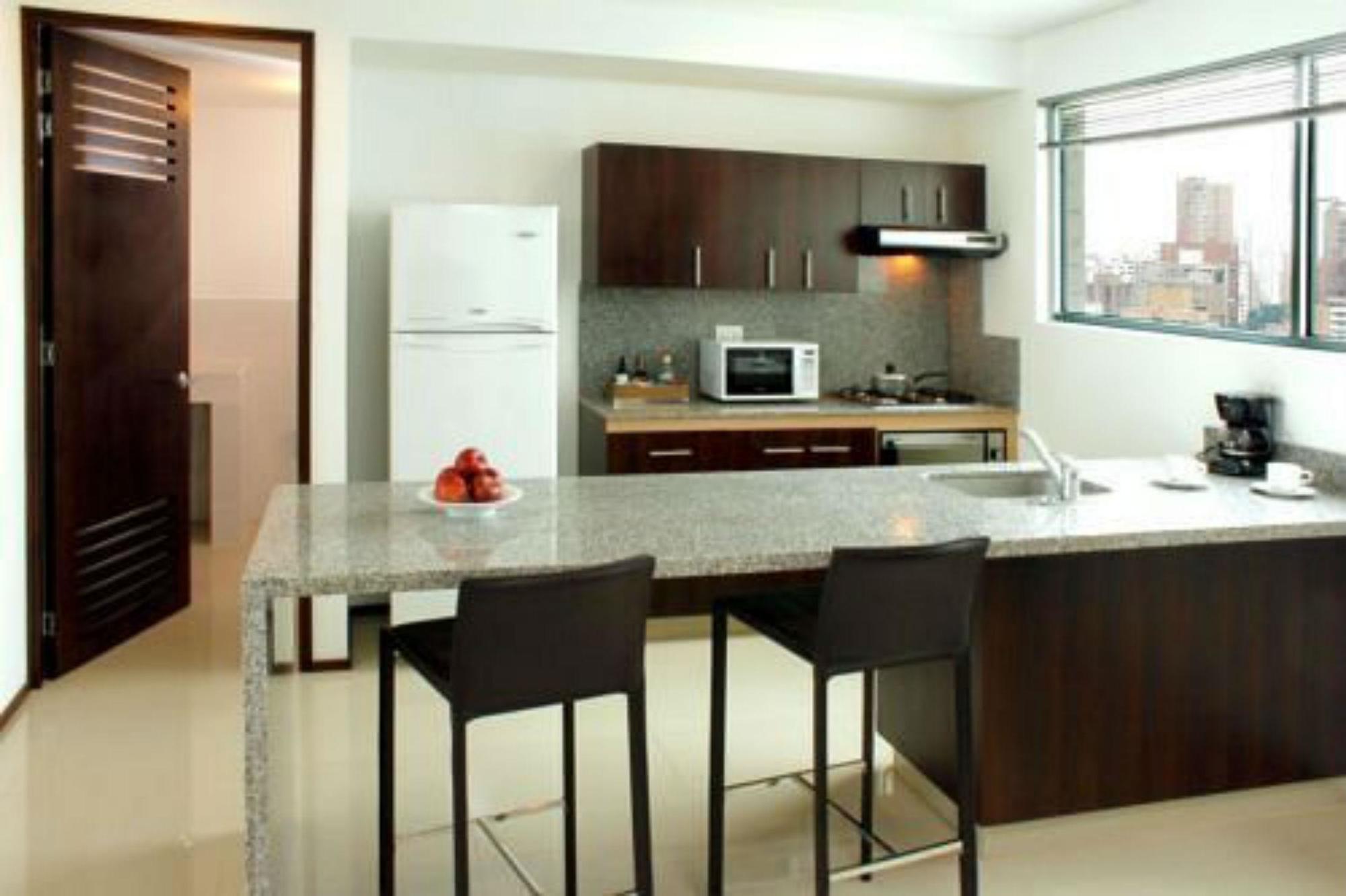 Estelar Alto Prado Barranquilla  Exterior photo A typical kitchen in a serviced apartment