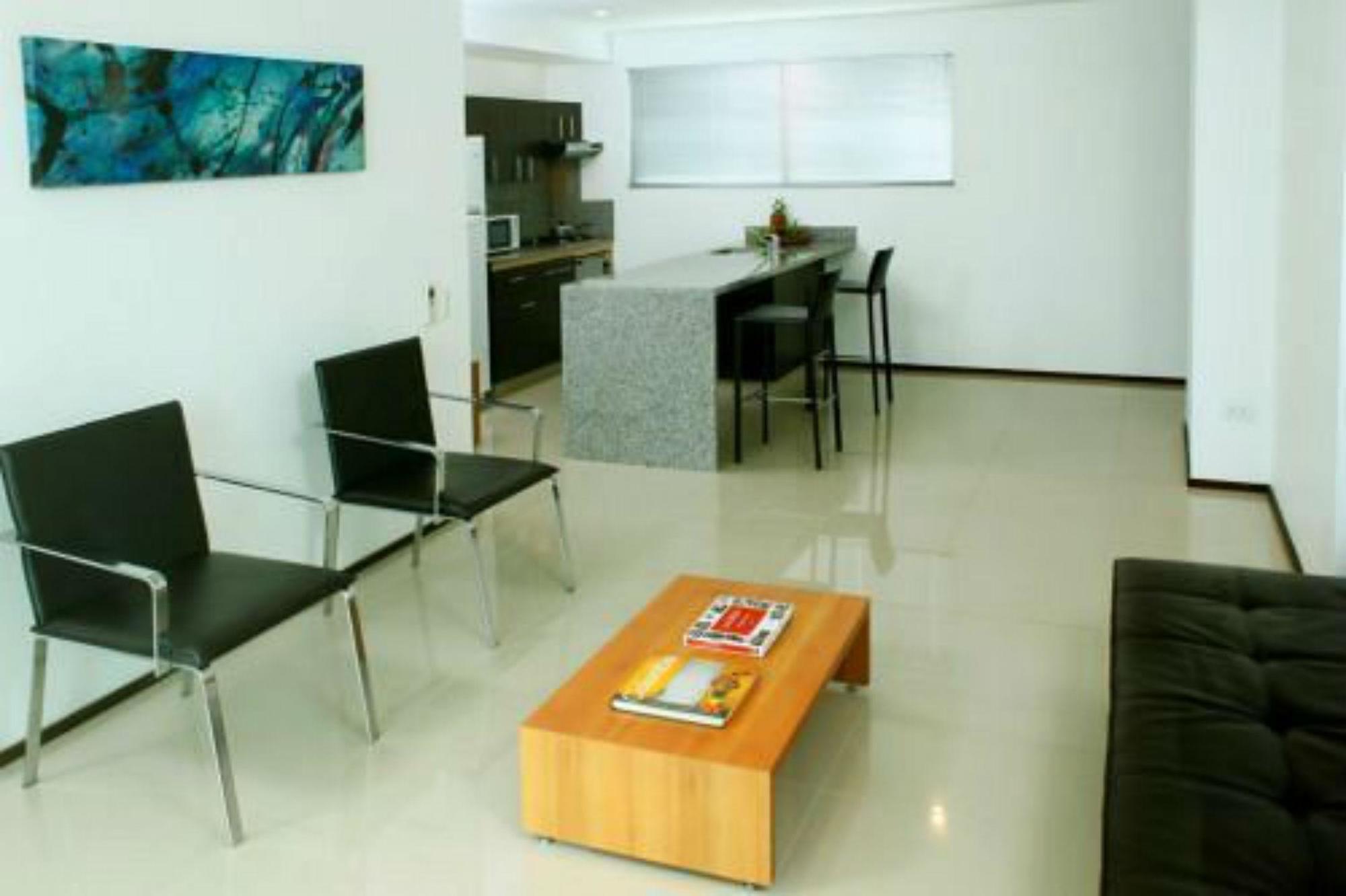 Estelar Alto Prado Barranquilla  Exterior photo A living room with a polished concrete floor