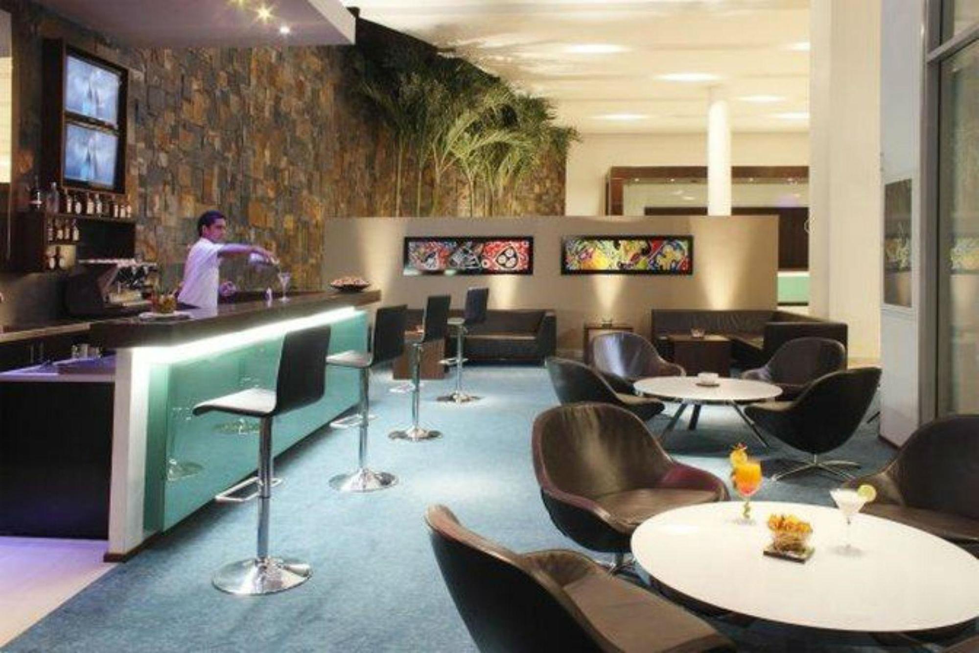 Estelar Alto Prado Barranquilla  Exterior photo The lounge at the airport